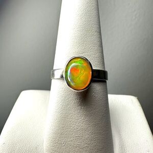 NWOT 7x9mm Opal Cabochon solitaire ring in solid sterling silver!
